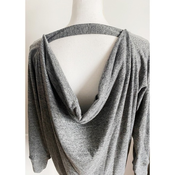 Club Monaco • Drapey Back Grey Blouse - Picture 3 of 4